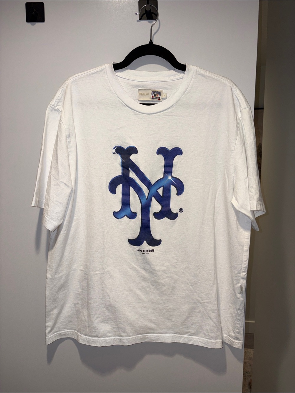 Aime Leon Dore X New York Mets - White Short-Sleeve Tee with Blue NY Monogram